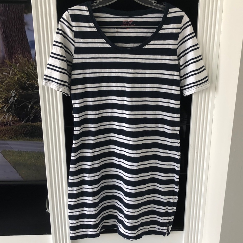 Vineyard Vines XS Blue and White Striped Dress